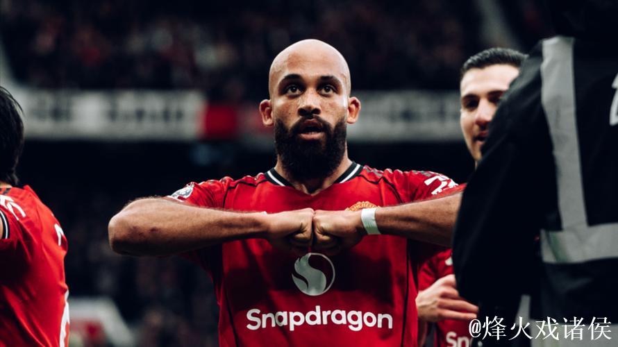 英超-姆伯莫破门多尔古建功 曼联2-0完胜曼城 英超-姆伯莫破门多尔古建功 曼联2-0完胜曼城